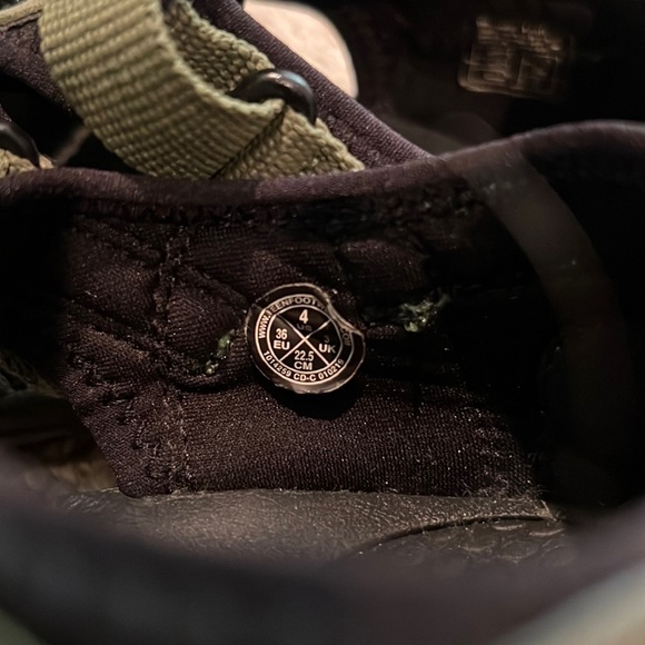 Kids' Keen Newport H2 Camo Sandals - size 4 - Picture 7 of 7